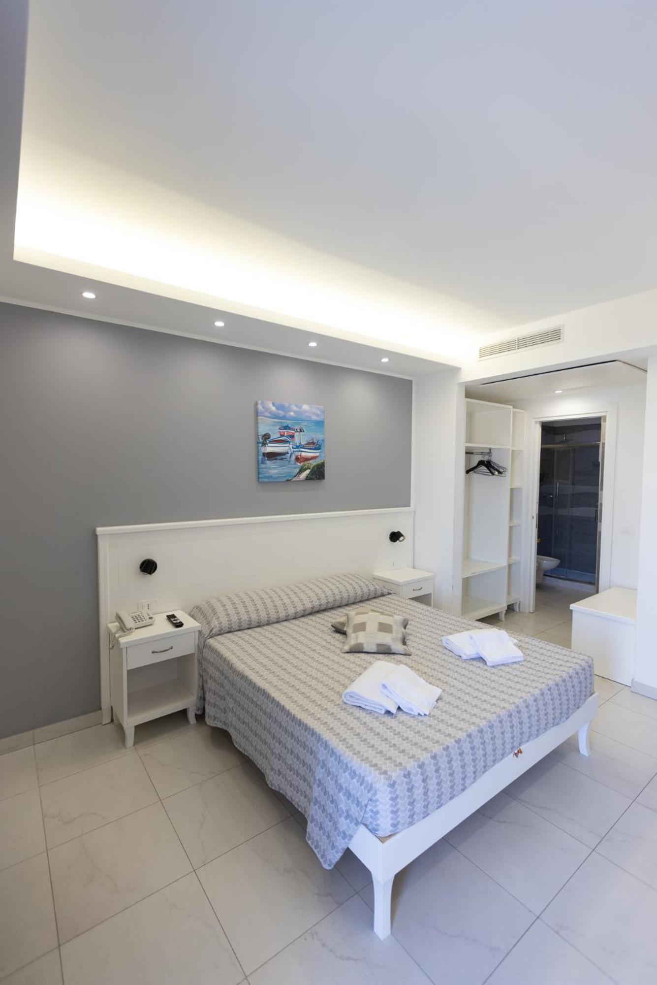 Bed and Breakfast Residenza Kalios Тропеа Екстер'єр фото