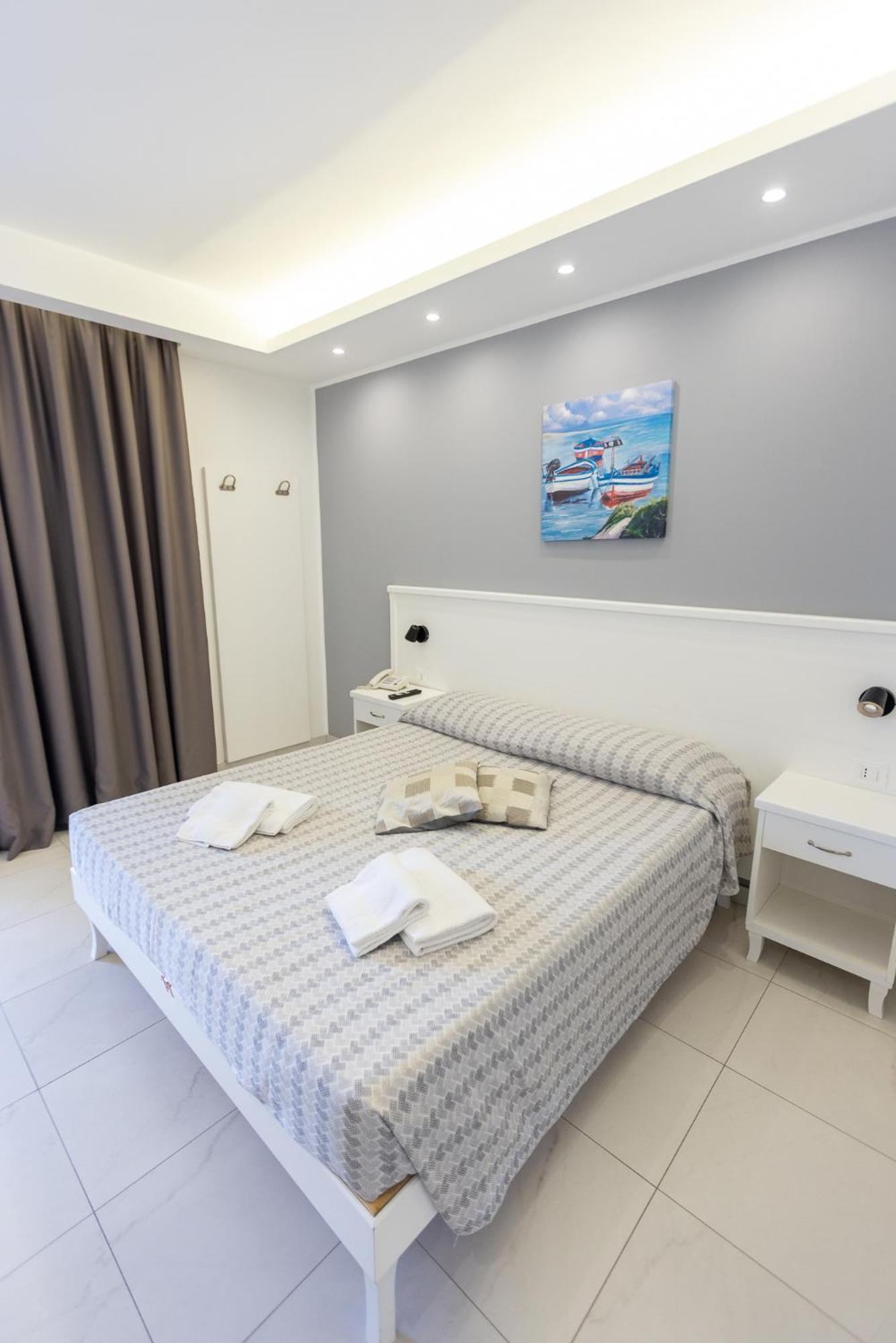 Bed and Breakfast Residenza Kalios Тропеа Екстер'єр фото
